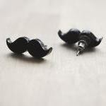 Moustache/Mustache Stud Ear..